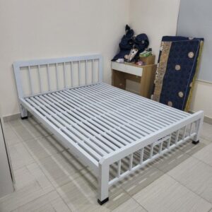 Giường sắt đơn